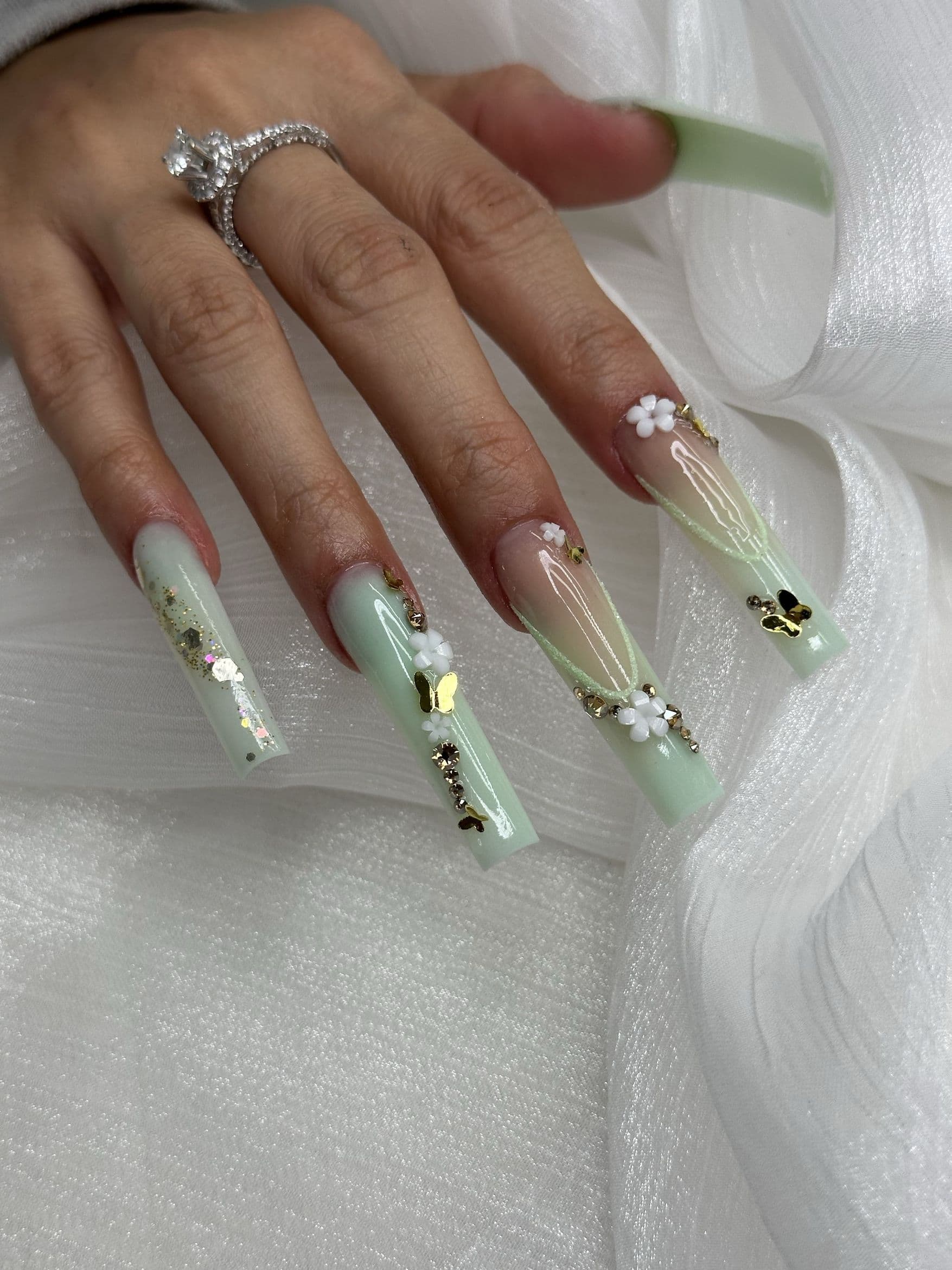 3D Nails & Day Spa