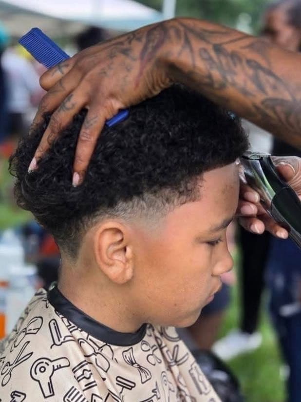 Che’s Luxury Full haircut💈