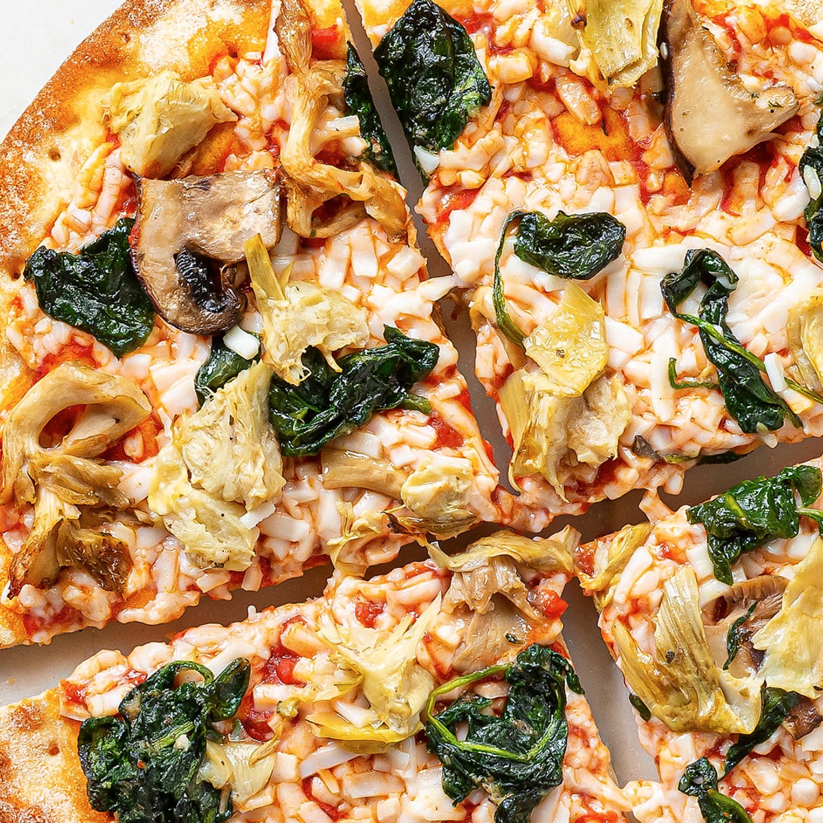 Vegan Mushroom, Spinach and Artichoke Veggie Crust Pizza