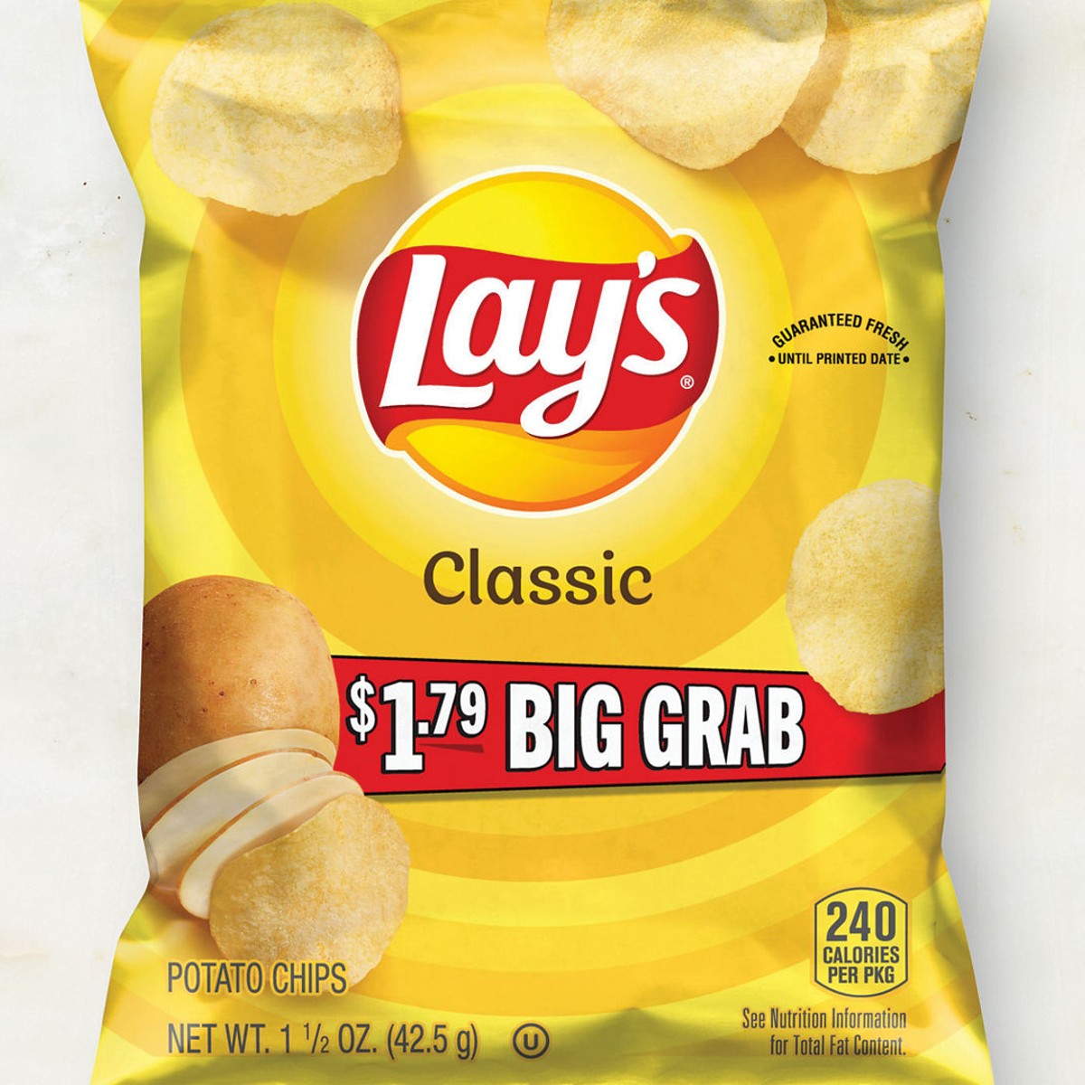 Lay's Classic Potato Chips (8 oz)